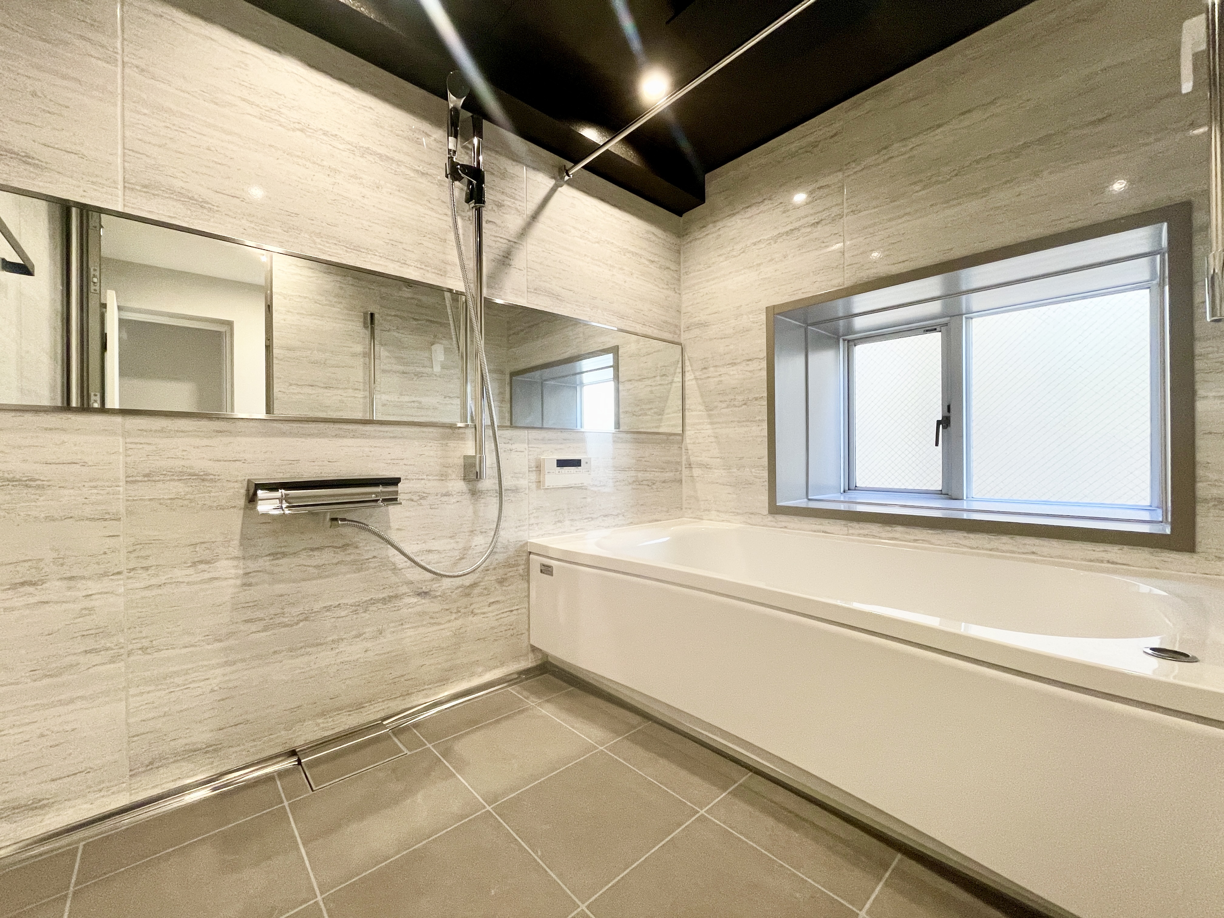 販売中物件リフォーム完了しました