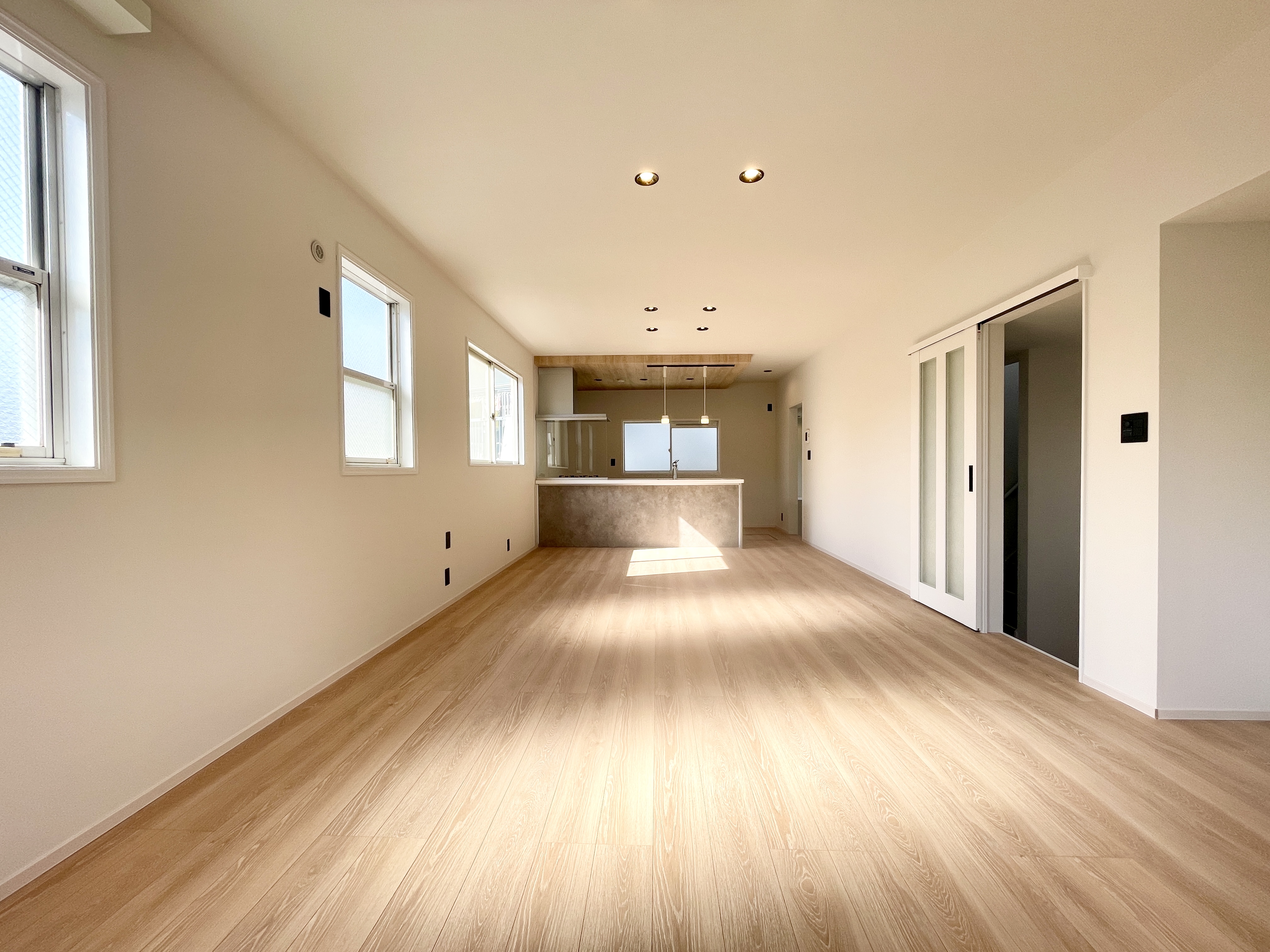 販売中物件リフォーム完了しました